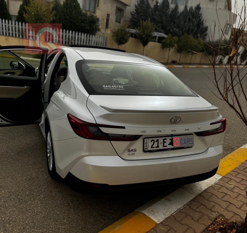 تۆیۆتا کامری